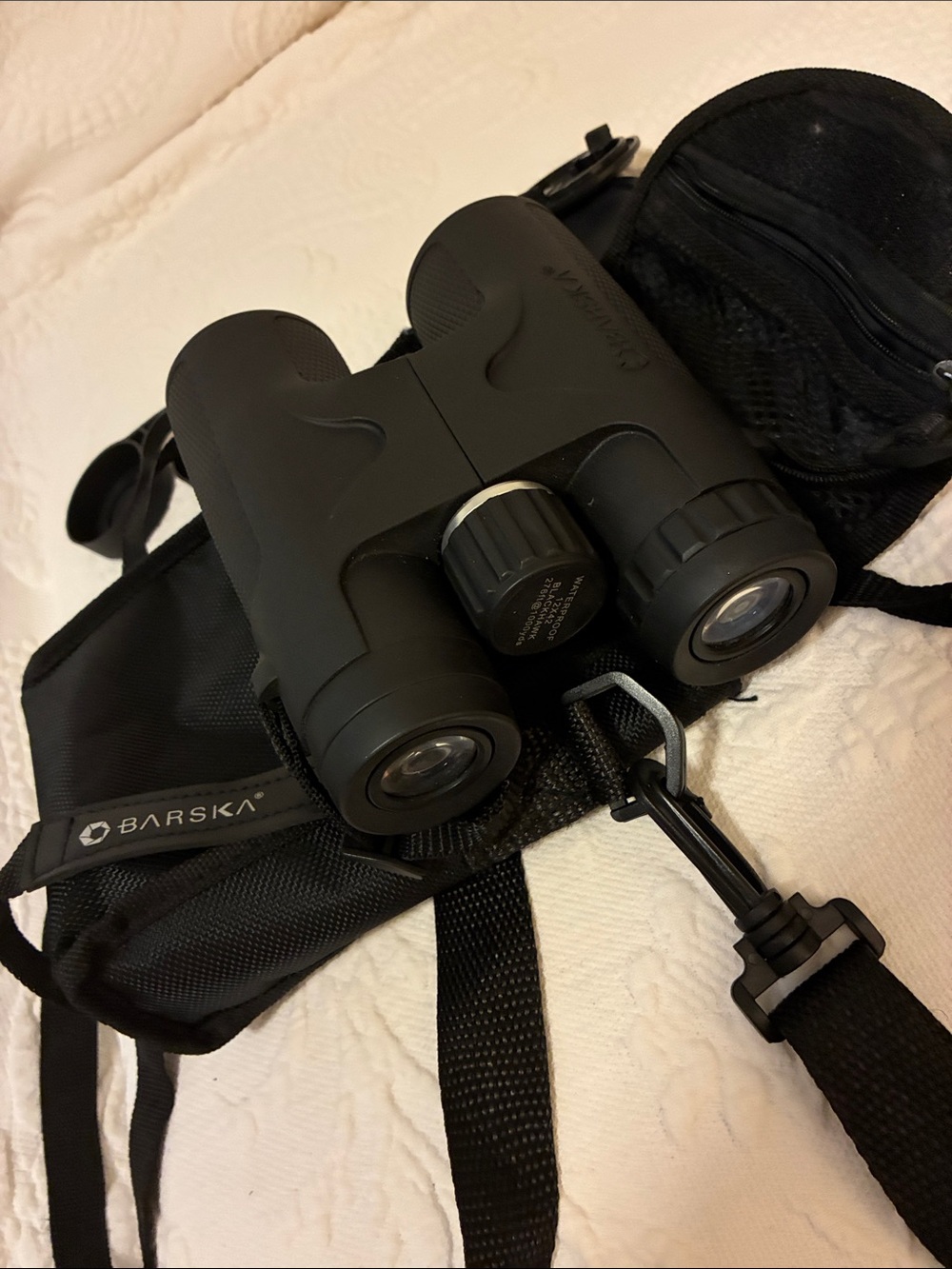 Baraka Blackhawk 12X42 Compact Binoculars - High-Definition & Waterproof - Picture 2 of 16